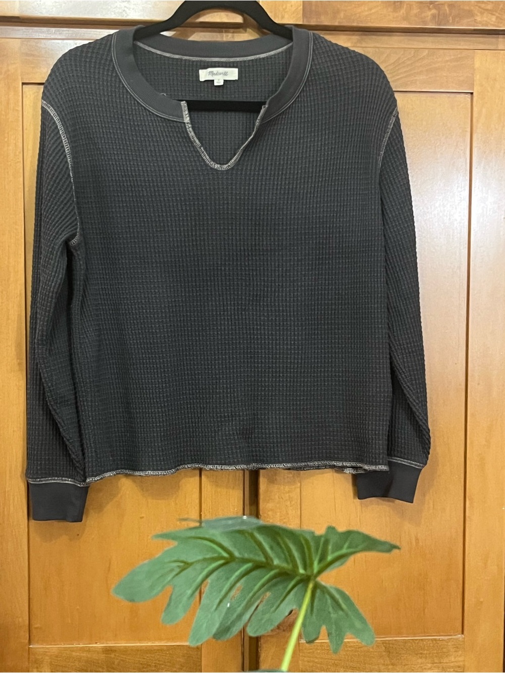Madewell Dark Grey Thermal Waffle Knit Split Neck Long Sleeve Tee Small
